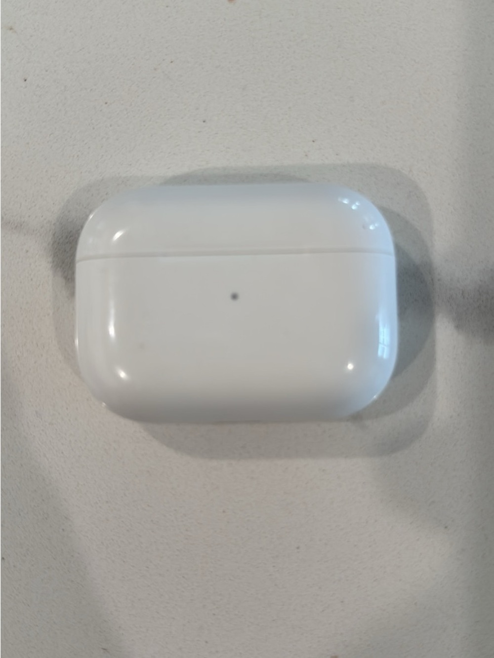 AirPods Pro Gen 1 - Picture 2 of 6